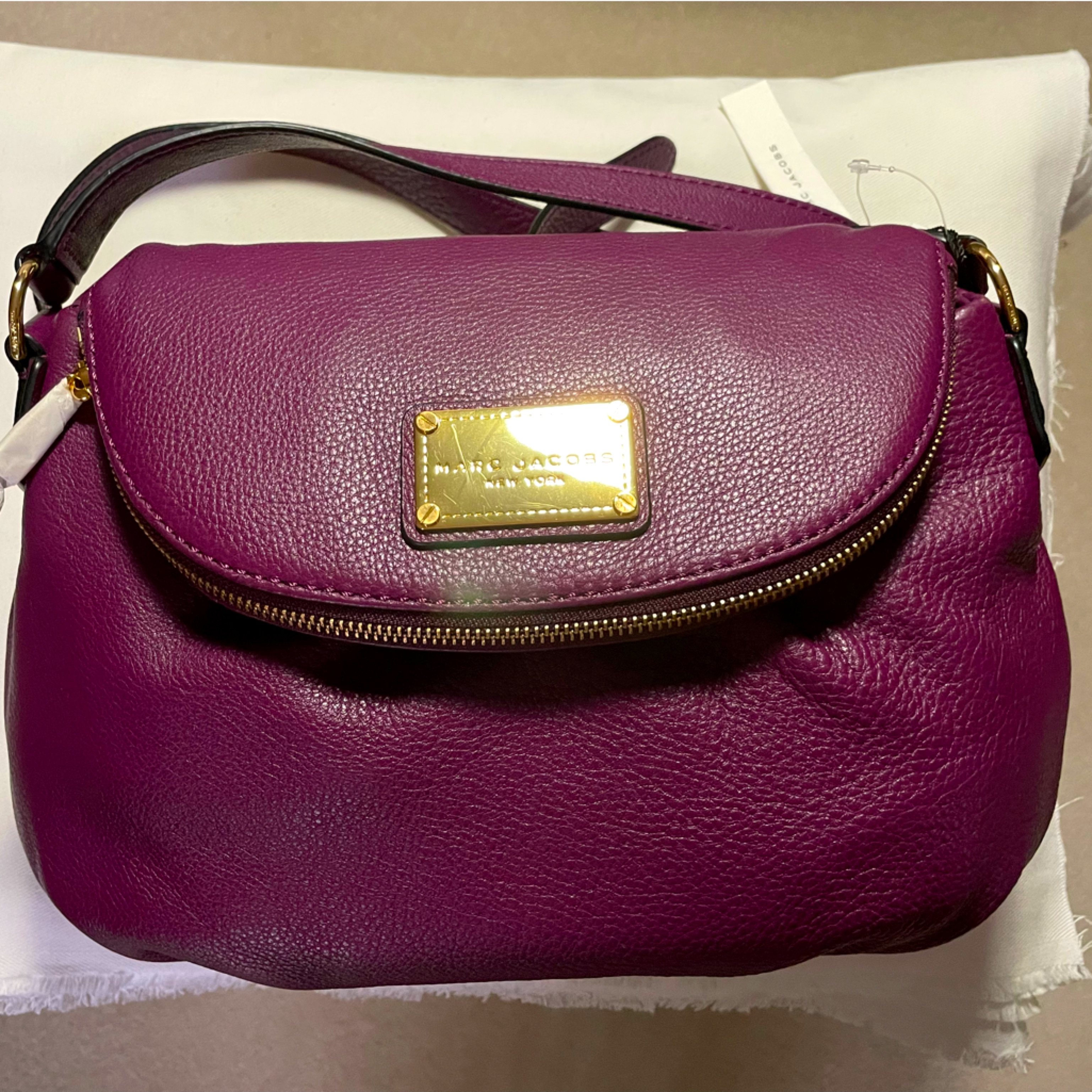 Nwt Marc Jacobs New York Handbag Color: Aubergine Leather